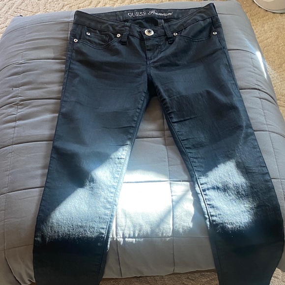 GUESS Premium Women's Dark Jeans - Picture 1 of 4